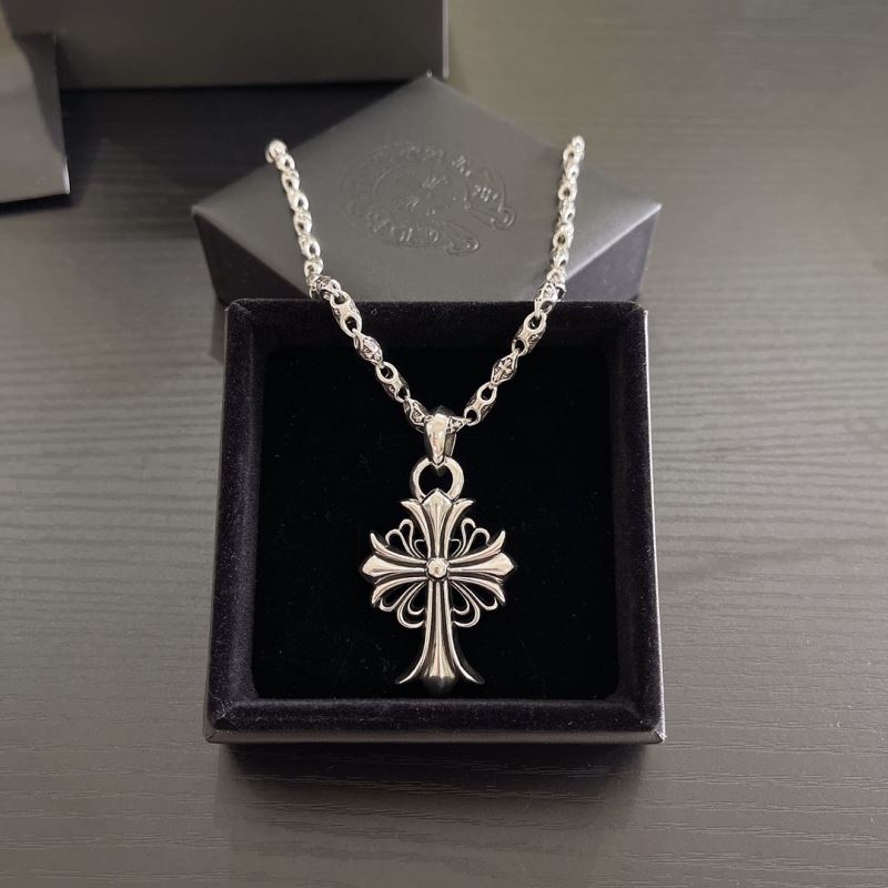 Ch**me He**ts necklaces